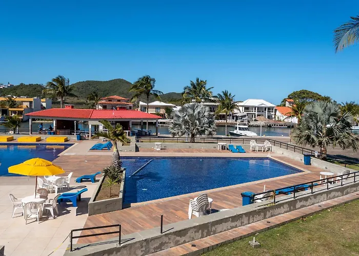 Apartamento em Ilha de Cabo Frio